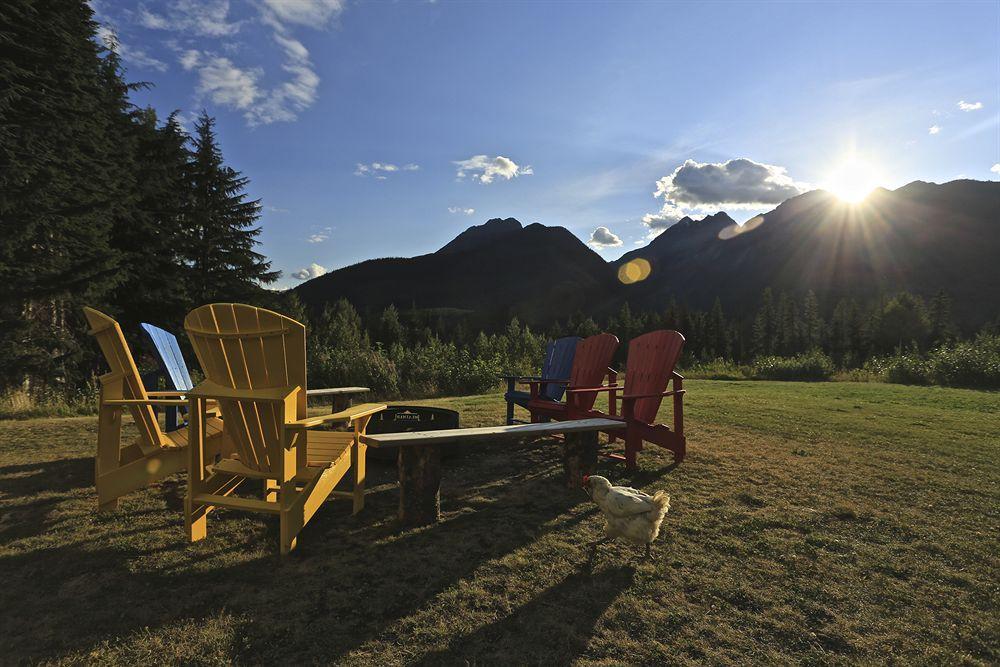 Heather Mountain Lodge Rogers Pass Exteriör bild